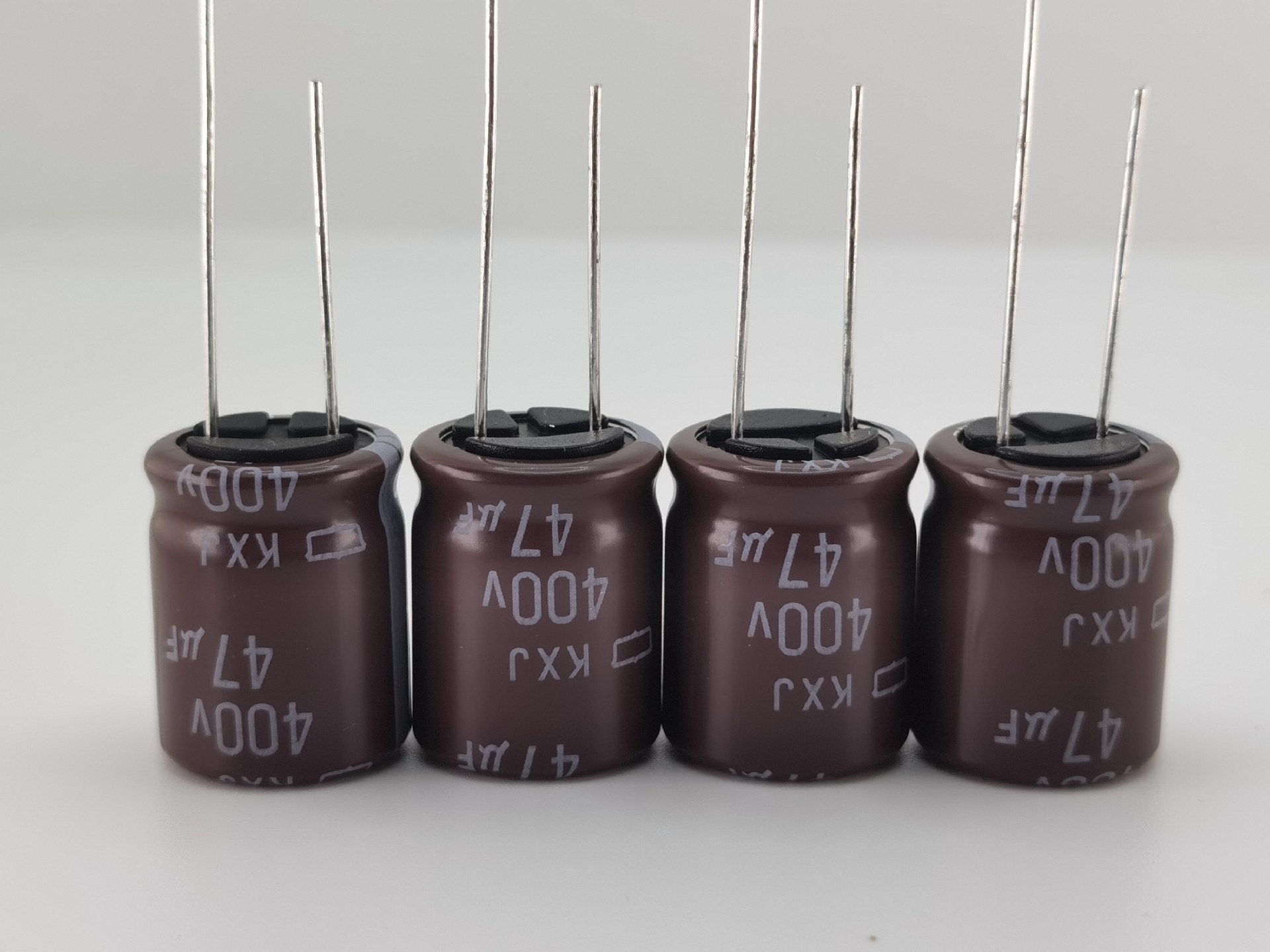 NCC黑金刚直插铝电解电容器 EKXJ351ELL470MJ40S EKXJ401ELL820MK50S EKXJ421ELL121MM45S EKXJ351ELL470MK25S EKXJ401ELL820MUP1S EKXJ421ELL151MM50S EKXJ351ELL560MJ45S